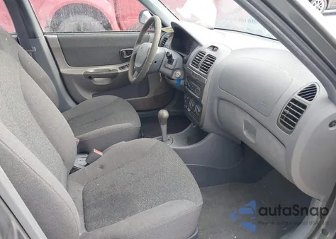 2001 Hyundai Accent Gl z USA, uszkodzony, nr VIN KMHCG45C01U250671